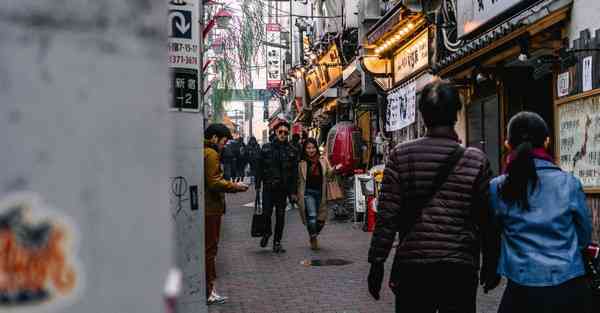 2018年国庆节出生女孩起名大全，这天卦象如何？